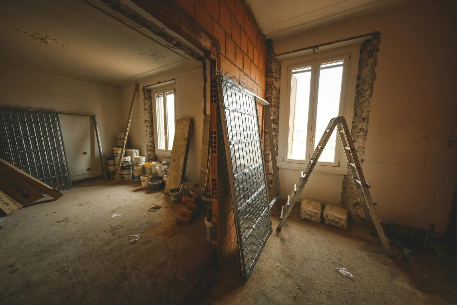 Menuiseries illustrant le choix entre PVC et aluminium